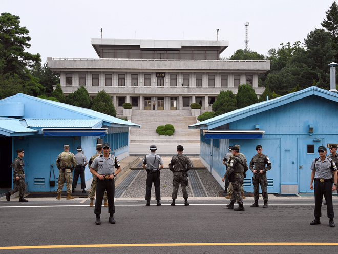 Hai miền Triều Tiên, UNC hoàn tất thanh sát giải giáp vũ khí JSA ảnh 1