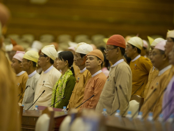 Myanmar tiến hành bầu cử quốc hội giữa kỳ đầu tiên trên cả nước ảnh 1