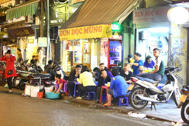 Lập trật tự vỉa hè ở Hà Nội: Không để điệp khúc “ồn ào rồi lại dịu êm" ảnh 2