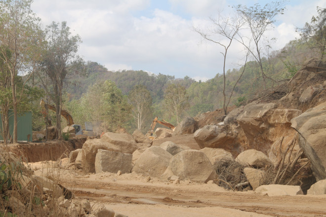 Bà Rịa-Vũng Tàu: Khai thác khoáng sản trái phép tại mỏ đá Tóc Tiên ảnh 1