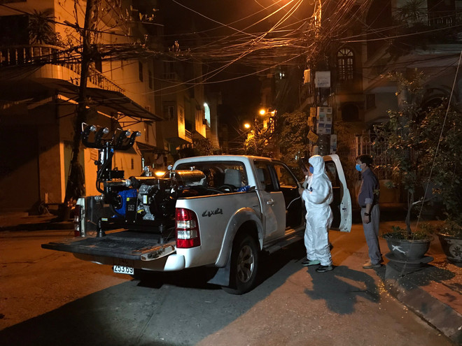 Cách ly gia đình có người đi cùng chuyến bay với bệnh nhân số 46 ảnh 1