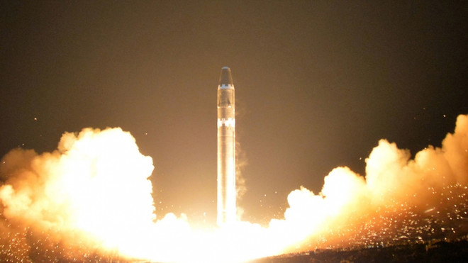 Mỹ thúc đẩy hợp tác với Nhật để đối phó tên lửa đạn đạo xuyên lục địa ảnh 1