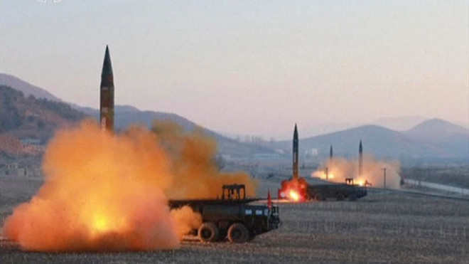 Hàn Quốc: Triều Tiên phóng vật thể nghi tên lửa xuống Biển Nhật Bản ảnh 1