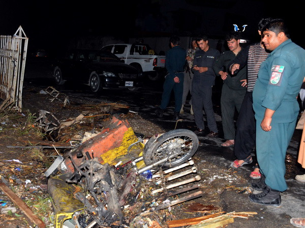 Taliban tiếp tục tấn công một căn cứ quân sự của Afghanistan ảnh 1