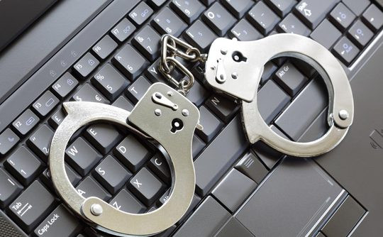 Nhà chức trách Anh bắt giữ 56 nghi can tội phạm mạng ảnh 1