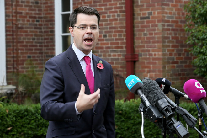 Anh ra phương án tránh một đường biên giới 'cứng' với Ireland ảnh 1