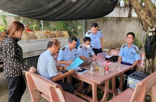 Cần Thơ phạt cây xăng tự ý tăng giá bán không đúng thời điểm quy định ảnh 2