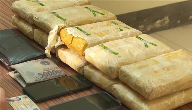 Hòa Bình: Vận chuyển thuê ma túy, hai bị cáo lĩnh 38 năm tù ảnh 1