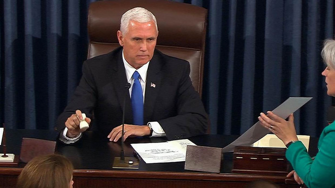 Thượng viện Mỹ bắt đầu tranh luận về dự luật thay thế Obamacare ảnh 1