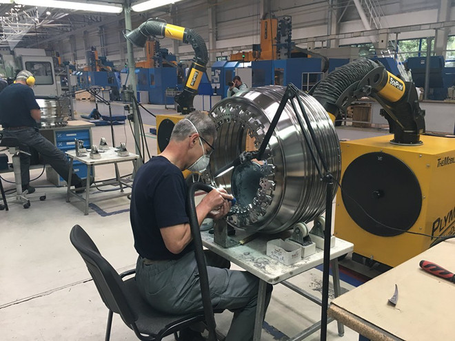 Khám phá nhà máy sản xuất "trái tim" của các máy bay phản lực Nga ảnh 2