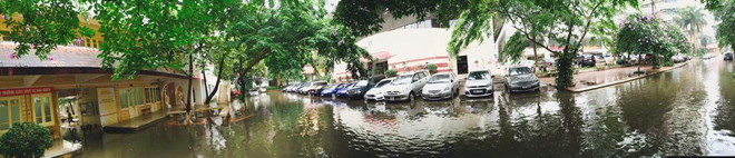 Trường Đại học Kiến Trúc Hà Nội “loay hoay” giữa biển nước ảnh 4