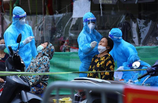 Thủ tướng tặng Bằng khen cho 43 tập thể, cá nhân xuất sắc chống dịch ảnh 1