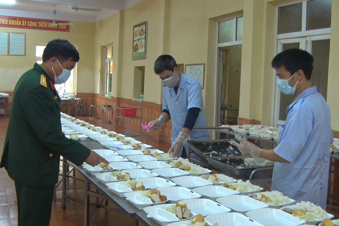 Quân đội kiên quyết tiếp tục phòng, chống dịch đến thắng lợi cuối cùng ảnh 3