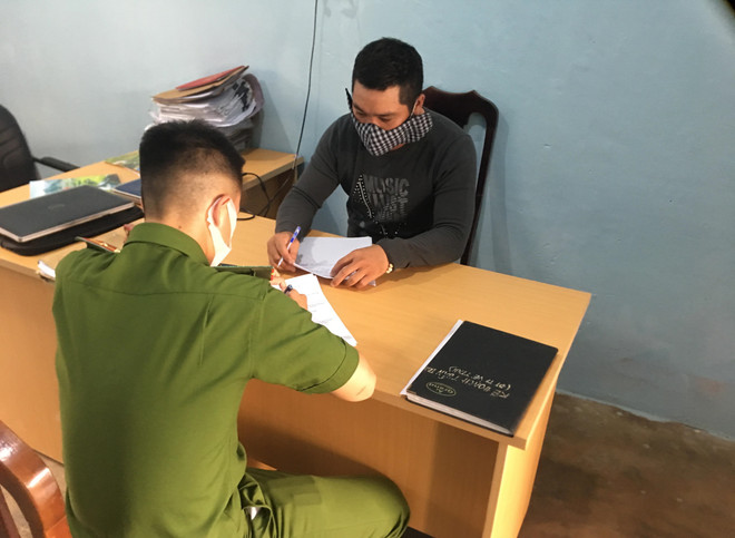 Đắk Nông: Khởi tố nhóm đối tượng bắt giữ người trái pháp luật ảnh 1