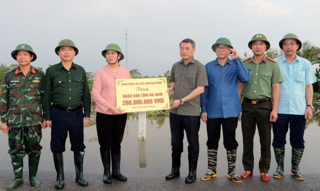 ong le minh hung_ha nam_phong chong lut bao 3.jpg