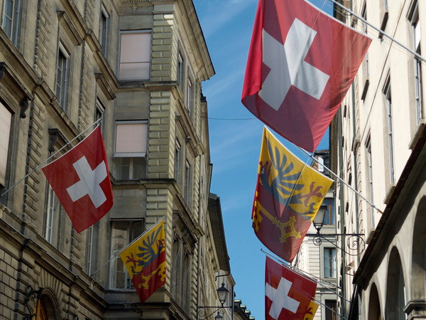 Kinh tế Thụy Sĩ đối mặt nguy cơ suy thoái lần đầu tiên kể từ năm 2009 ảnh 1