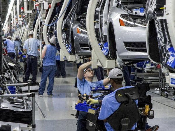 Volkswagen trả thêm 4,3 tỷ USD để dàn xếp bê bối gian lận khí thải ảnh 1