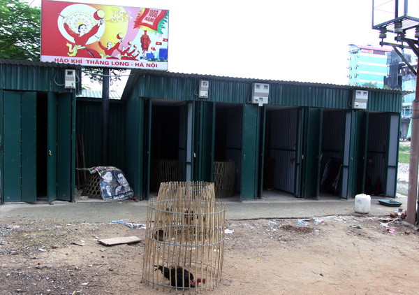 Hà Nội bàn giải pháp nhằm quản lý chợ cóc, chợ tạm ảnh 1