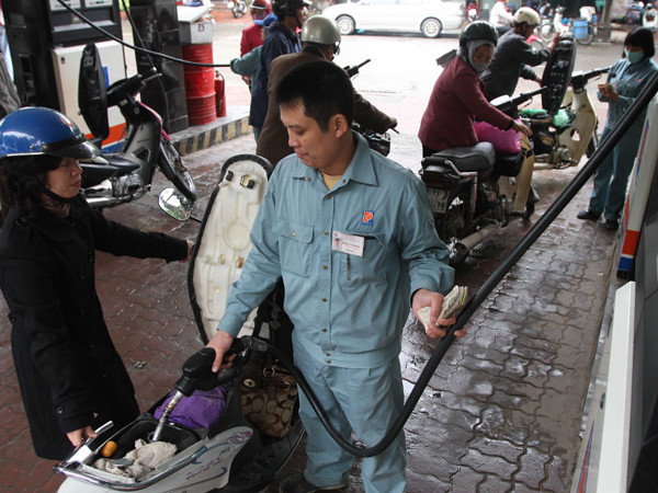 Bộ Tài chính: Giữ nguyên thuế xăng, dầu dành dư địa điều hành giá ảnh 1