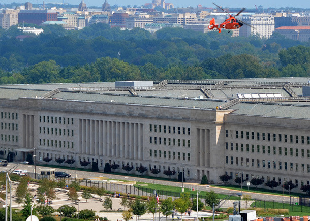 Mỹ tuyên bố ngừng mở rộng quan hệ quân sự với Trung Quốc ảnh 1