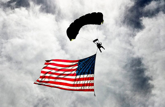 Tim Cook chia sẻ những bức ảnh đầu tiên chụp bằng iPhone 7 Plus ảnh 3