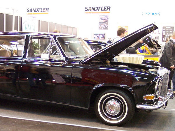 Daimler đặt kỳ vọng đạt mục tiêu kinh doanh cao hơn vào năm 2017 ảnh 1