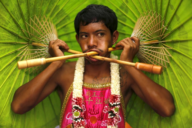 Lễ hội ăn chay kinh dị nhất Thái Lan không dành cho người yếu tim ảnh 15