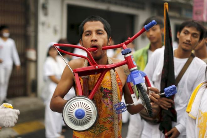 Lễ hội ăn chay kinh dị nhất Thái Lan không dành cho người yếu tim ảnh 6