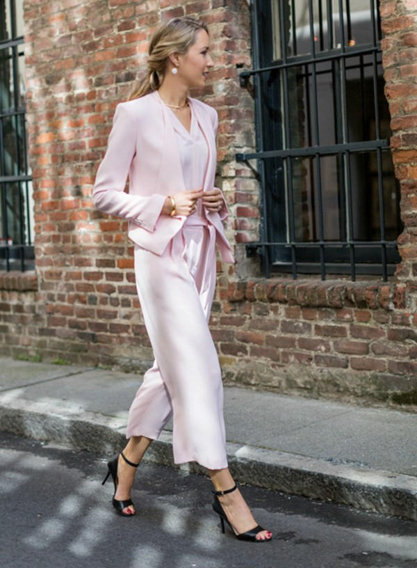 Màu hồng ửng - “vũ khí lợi hại” cho cô nàng trẻ trung, thanh lịch ảnh 5