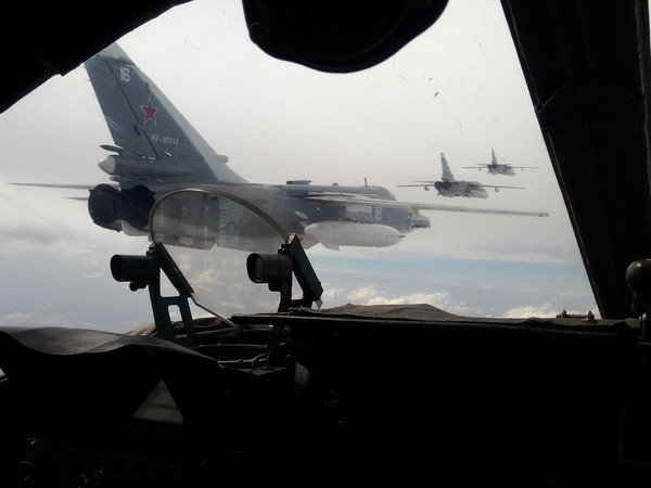 Nga tập trận rầm rộ để phô trương lực lượng vũ trang với NATO ảnh 1