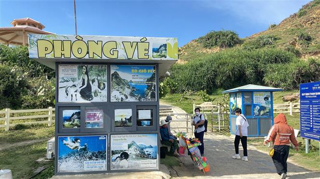 Kiểm tra hoạt động du lịch tại khu vực Eo Gió ở Quy Nhơn ảnh 1