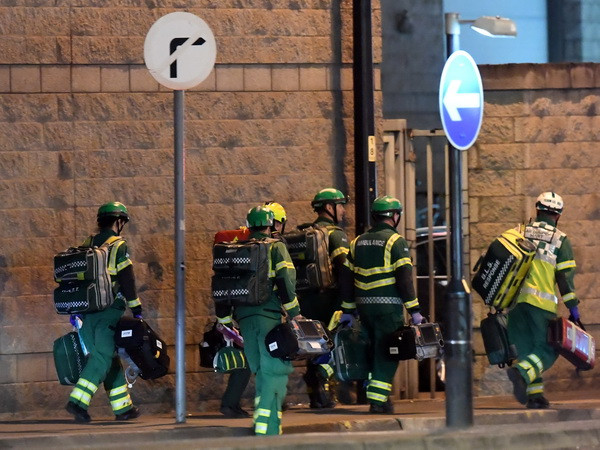 Thủ tướng Anh lên án vụ tấn công khủng bố tại Manchester Arena ảnh 1