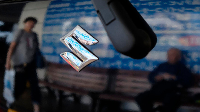 Logo xe Suzuki. (Nguồn: Cnet) Suzuki Motor thu hồi 2 triệu xe ôtô tại thị trường Nhật Bản ảnh 1