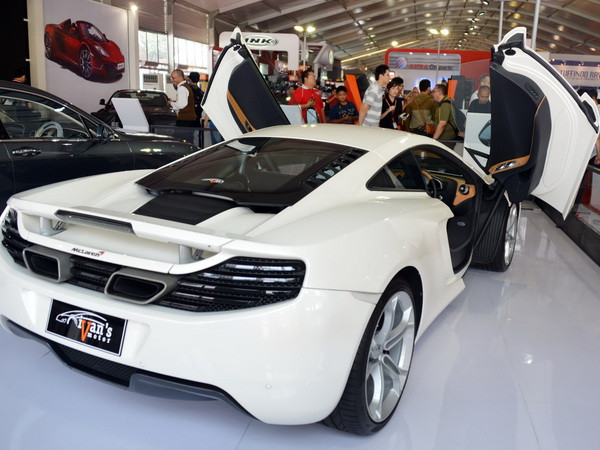 Doanh số bán xe ôtô của châu Âu tăng mạnh trong tháng 2 ảnh 1