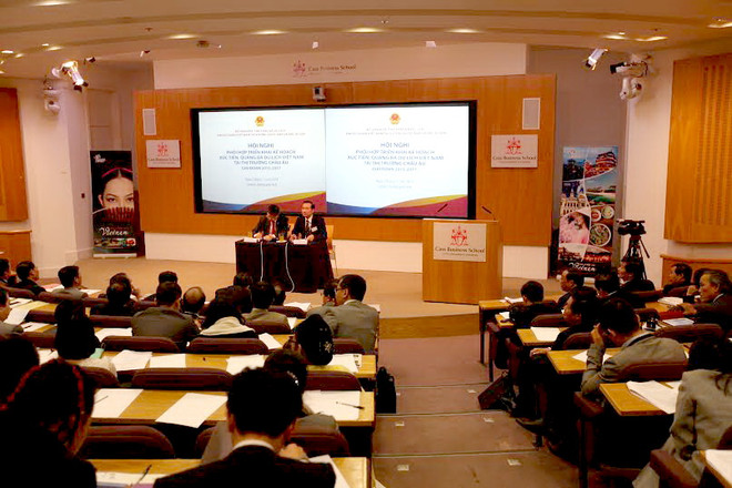 Tìm hướng đi thu hút khách du lịch châu Âu tới Việt Nam ảnh 2