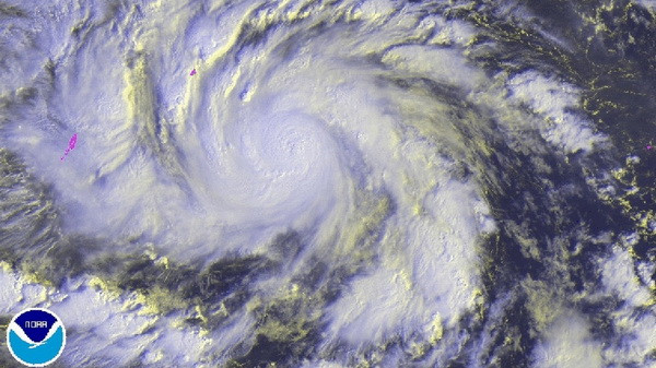 Philippines đưa ra mức cảnh báo cao nhất đối với siêu bão Hagupit ảnh 1