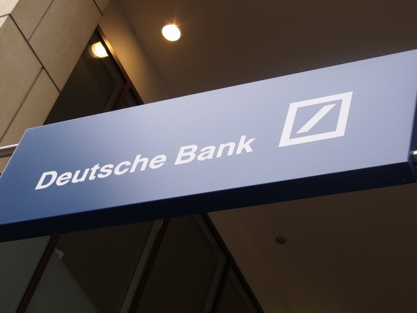 Deutsche Bank đồng ý nộp phạt 200 triệu USD cho các cơ quan Mỹ ảnh 1