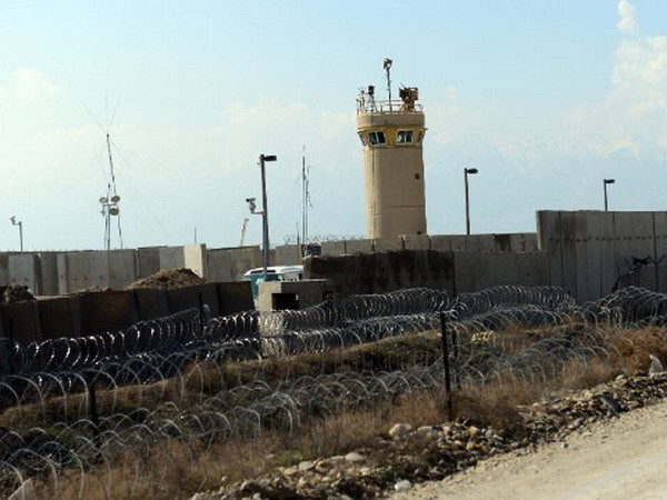 Nhà tù Bagram của Afghanistan. (Nguồn: AFP) Chính phủ Afghanistan bảo vệ quyết định phóng thích tù nhân ảnh 1