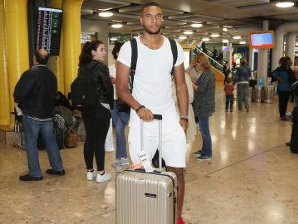 Joshua Kimmich - Con át chủ bài của Joachim Löw cho hàng thủ? ảnh 2