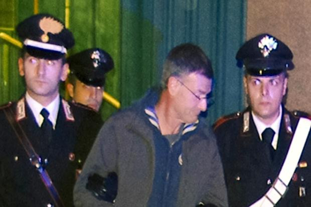 Italy bắt thêm hai người, mở rộng điều tra scandal mafia ở thủ đô ảnh 1