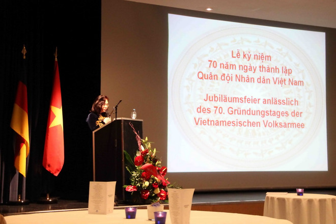 Kỷ niệm 70 năm thành lập Quân đội Nhân Dân Việt Nam tại Đức ảnh 1