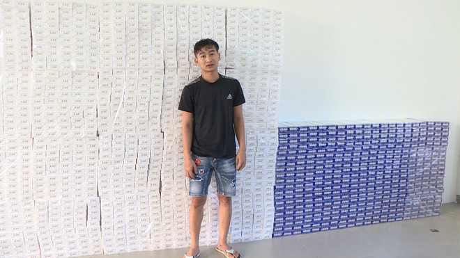 Bắt quả tang đối tượng vận chuyển lậu 16.000 bao thuốc lá điếu ngoại ảnh 1