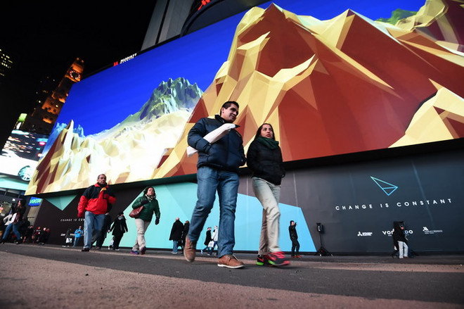 Mỹ: Quảng trường Thời Đại rực rỡ với màn hình quảng cáo khổng lồ ảnh 2