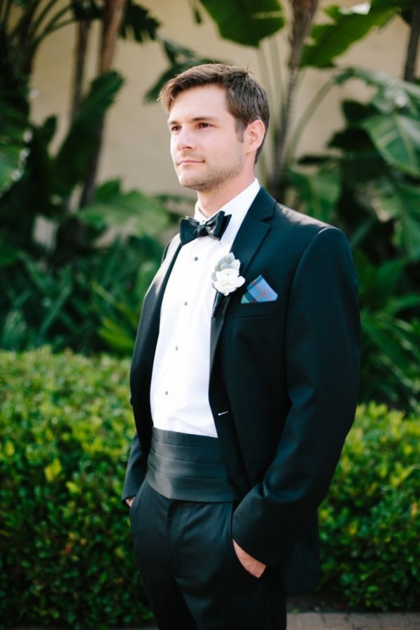 Trở thành chú rể hoàn hảo với 4 quy tắc diện suit trong ngày cưới ảnh 8