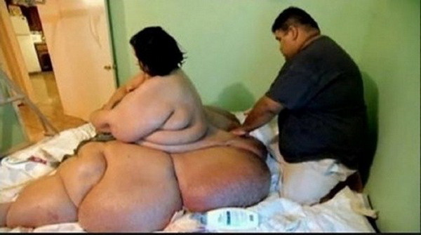 Câu chuyện kinh ngạc về cô gái tập luyện chăm chỉ để giảm 400kg ảnh 2