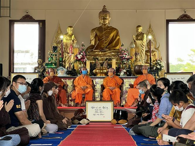 Người Việt tại Thái Lan chăm lo giữ gìn truyền thống hiếu nghĩa ảnh 1