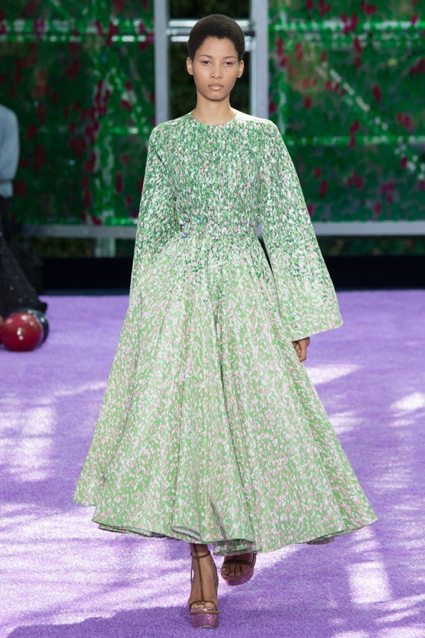 Những gương mặt hứa hẹn sẽ tỏa sáng trên sàn catwalk 2015 ảnh 8