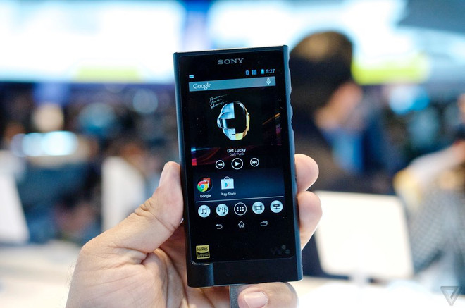 Sony làm mới máy nghe nhạc Walkman với thiết kế tinh tế ảnh 1