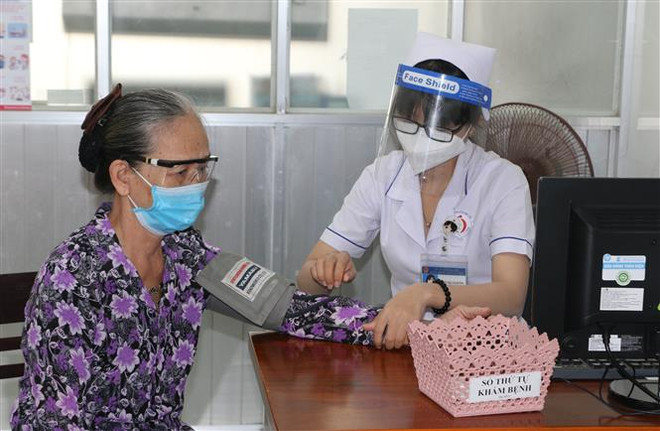 Tham vấn kinh nghiệm quốc tế về sửa đổi Luật Bảo hiểm y tế ảnh 1