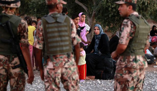 Bùng phát đụng độ giữa người tị nạn Syria và an ninh Jordan ảnh 1